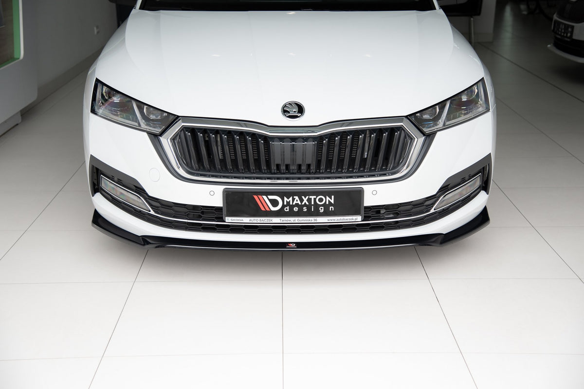 Street+ Spoilerlippe Front Ansatz V.2 passend für Skoda Octavia Mk4 schwarz Hochglanz – Ansicht 1
