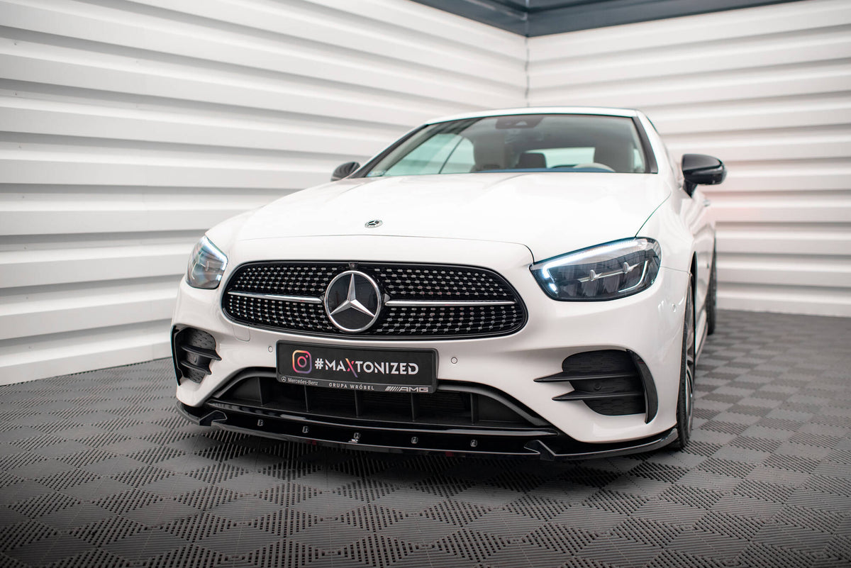 Street+ Spoilerlippe Front Ansatz V.2 passend für Mercedes-Benz E-Klasse W213 Coupe Facelift (C238 Facelift) / Cabriolet (A238 Facelift) AMG-Line / 53 AMG schwarz Hochglanz – Ansicht 4