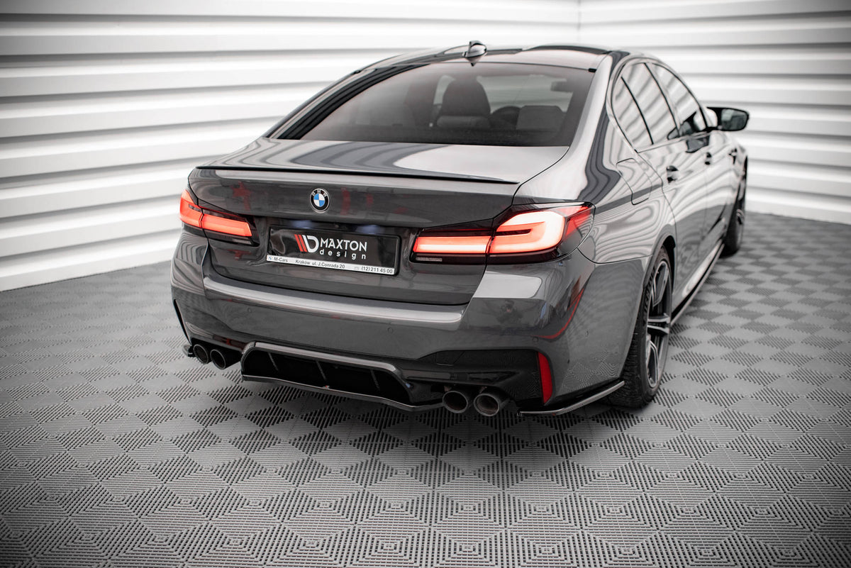 Heckansatz BMW M5 F90 schwarz Hochglanz – Ansicht 1