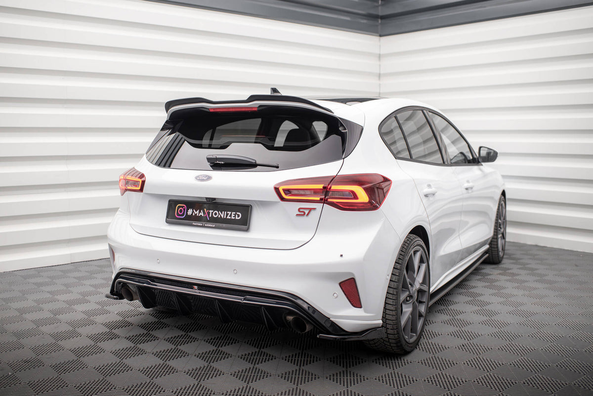 Heck Ansatz Flaps Diffusor V.3 passend für (Für heckansatz V.3) Ford Focus Hatchback ST Mk4  schwarz Hochglanz – Ansicht 3