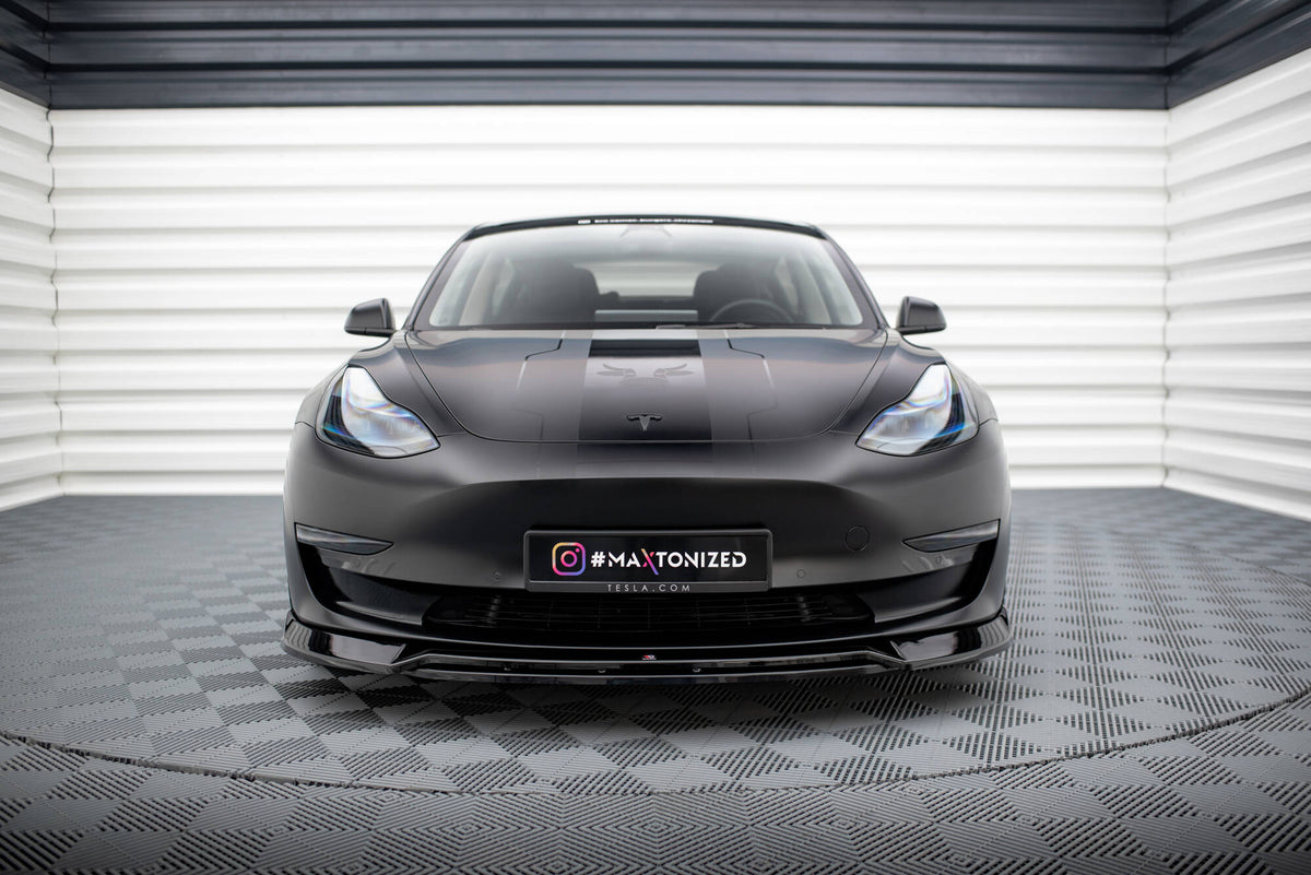 Street+ Spoilerlippe Front Ansatz V.3 passend für Tesla Model 3 schwarz Hochglanz – Ansicht 1