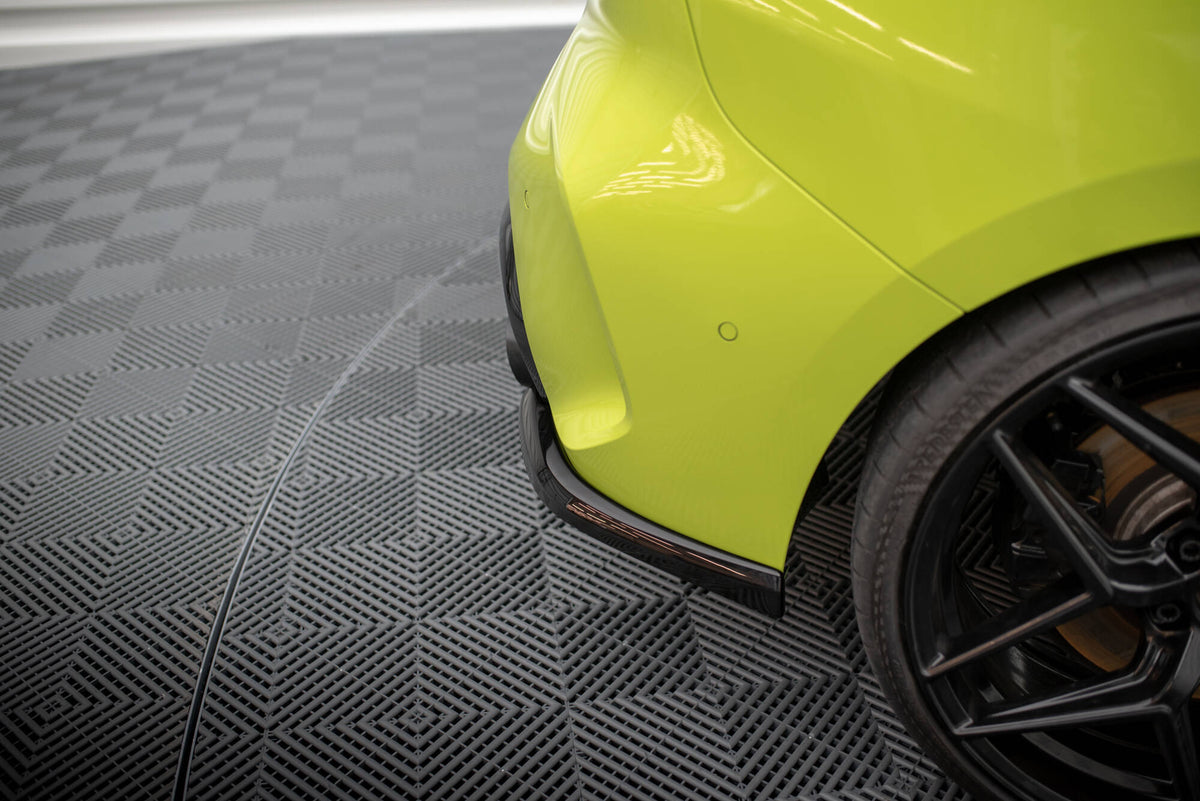 Heck Ansatz Flaps Diffusor V.1 passend für1 BMW 1er M-Paket / M135i F40 schwarz Hochglanz – Ansicht 4