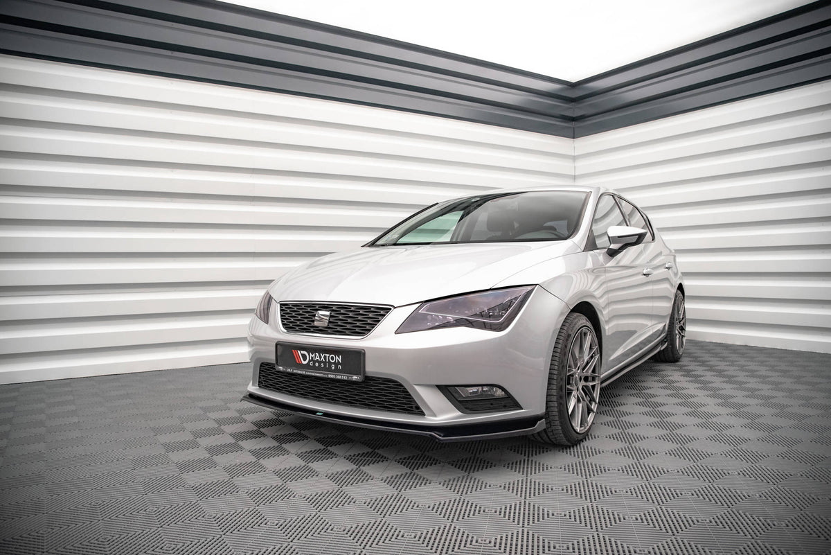 Street+ Spoilerlippe Front Ansatz V.2 passend für Seat Leon Mk3 schwarz Hochglanz – Ansicht 1