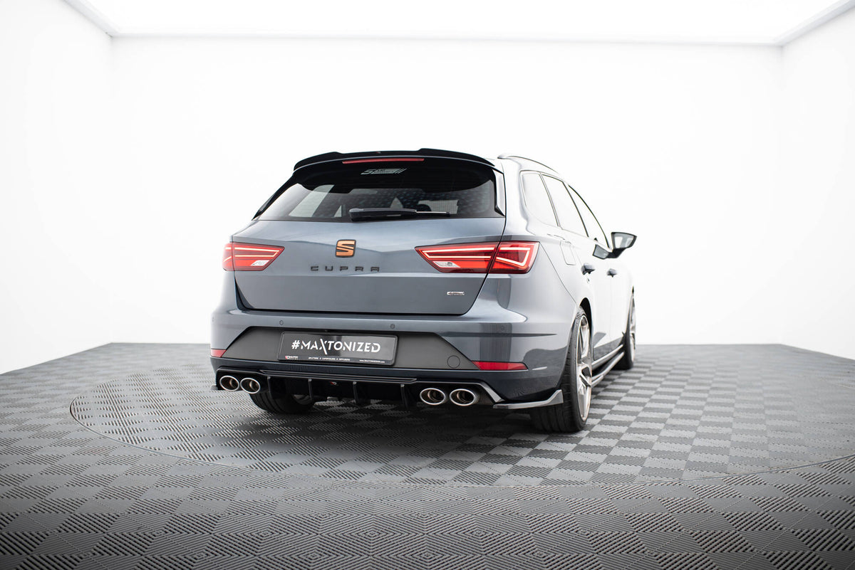 Heck Ansatz Flaps Diffusor V.3 passend für Seat Leon Cupra Mk3 FL Sportstourer schwarz Hochglanz – Ansicht 1