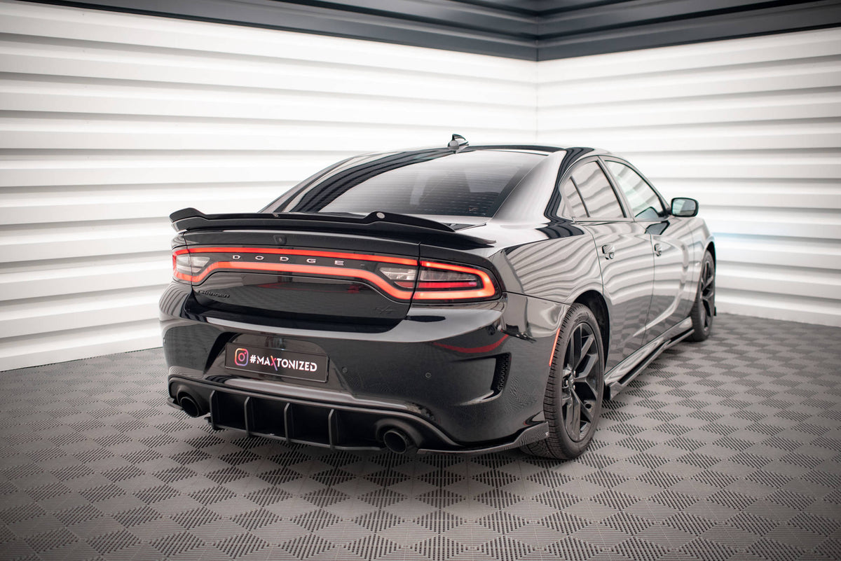 Heck Ansatz Flaps Diffusor passend für Dodge Charger SRT Mk7 Facelift schwarz Hochglanz – Ansicht 1