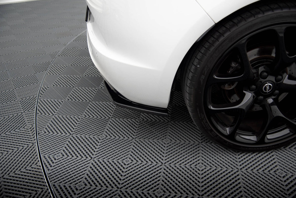 Heck Ansatz Flaps Diffusor passend für OPEL ASTRA J OPC / VXR schwarz Hochglanz – Ansicht 4