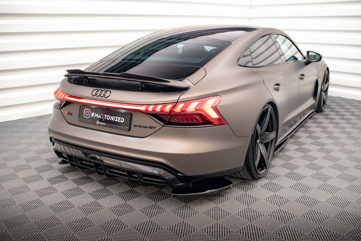 Heck Ansatz Flaps Diffusor V.1 passend für Audi e-Tron GT / RS GT Mk1 schwarz Hochglanz – Ansicht 1