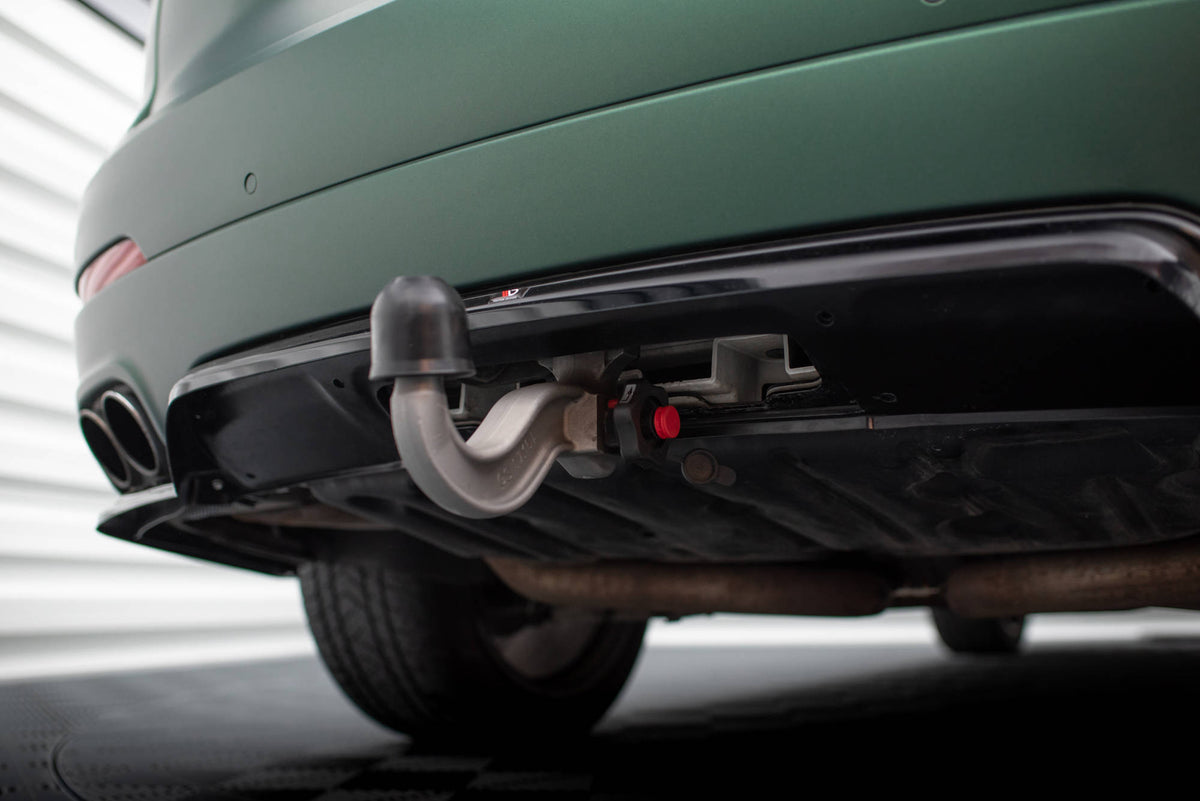 Street+ Mittlerer Diffusor RACE passend für Maserati Levante Mk1 schwarz Hochglanz – Ansicht 4