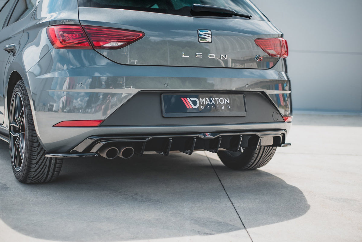 Diffusor Heck Ansatz passend für SEAT Leon FR Hatchback Mk3 Facelift schwarz Hochglanz – Ansicht 4