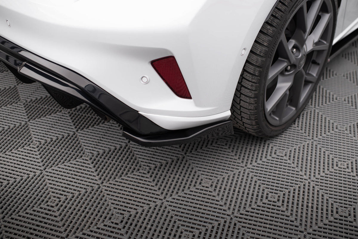 Heck Ansatz Flaps Diffusor V.3 passend für (Für heckansatz V.3) Ford Focus Hatchback ST Mk4  schwarz Hochglanz – Ansicht 1