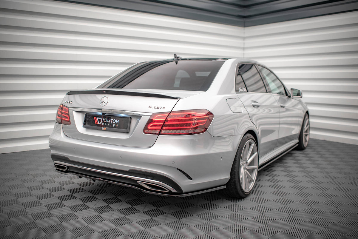 Heckspoiler Lippe Mercedes-Benz E63 AMG / AMG-Line / Standard Limousine W212 Facelift schwarz Hochglanz – Ansicht 1