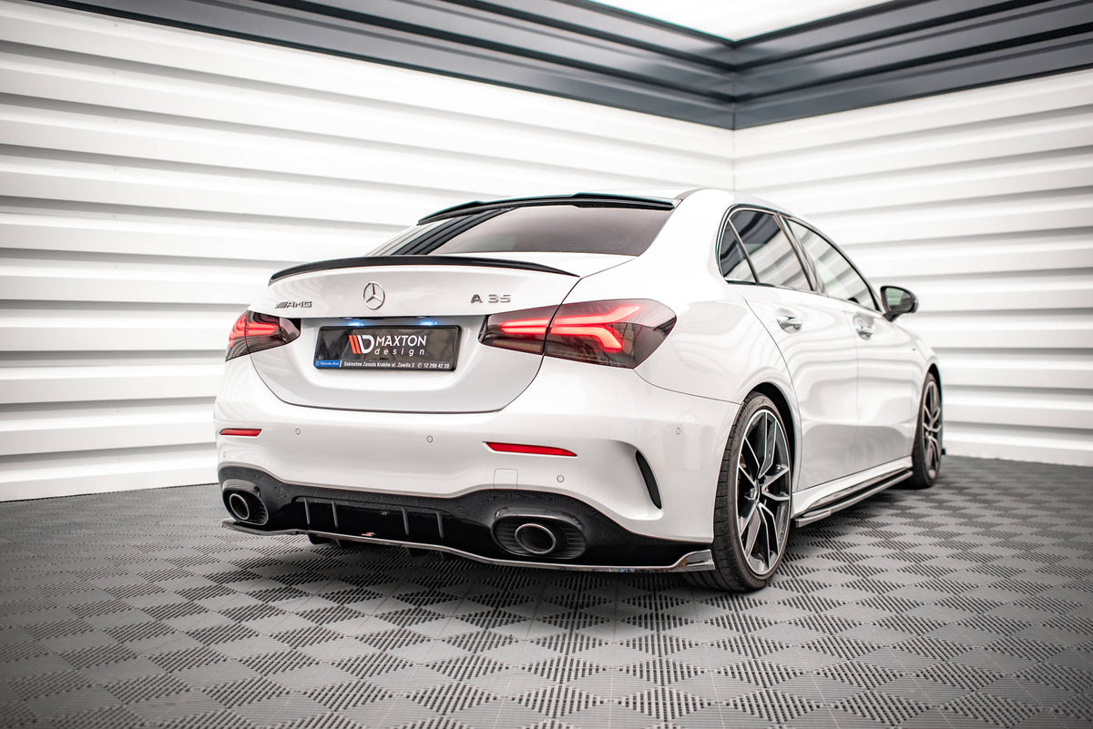 Street+ Mittlerer Diffusor RACE V.2 passend für Mercedes A 35 AMG Limousine V177 schwarz Hochglanz – Ansicht 1