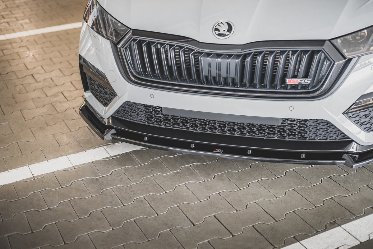 Street+ Spoilerlippe Front Ansatz V.1 passend für Skoda Octavia RS Mk4 schwarz Hochglanz – Ansicht 3