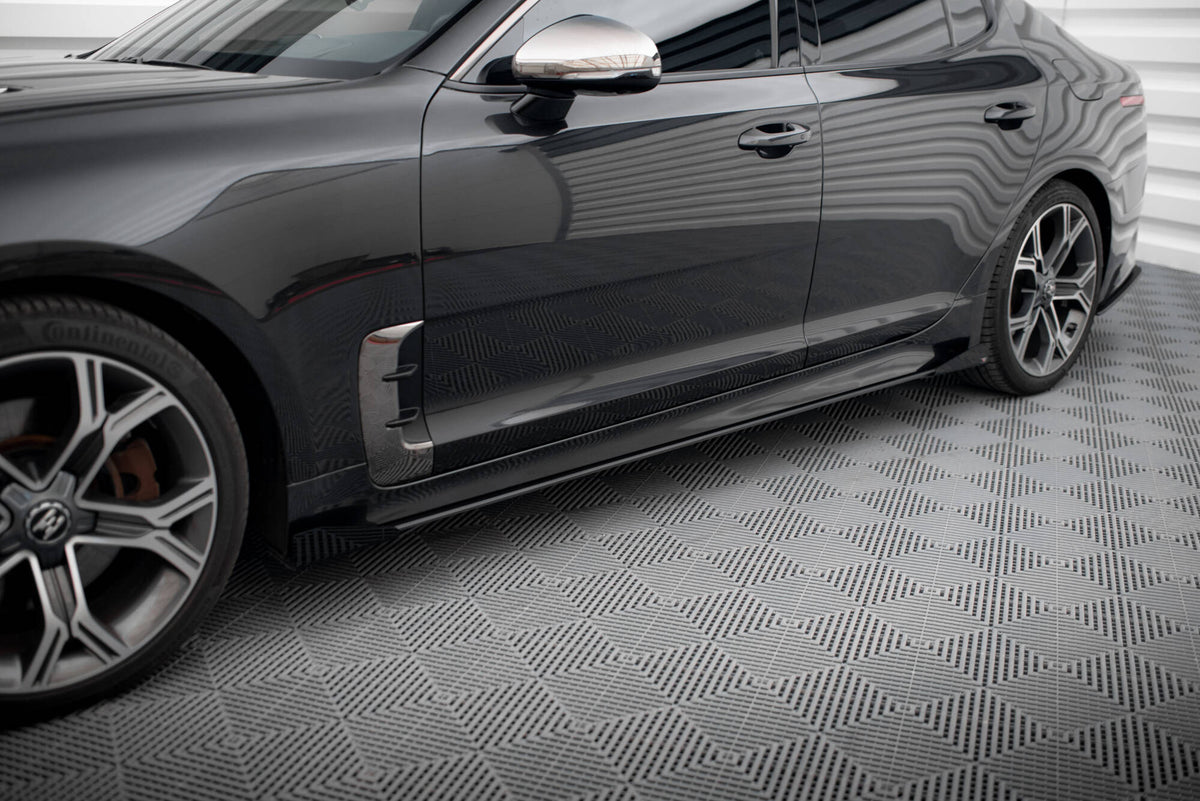 Seitenschweller Flaps passend für Kia Stinger GT / GT-Line / Standard Mk1 schwarz Hochglanz – Ansicht 1