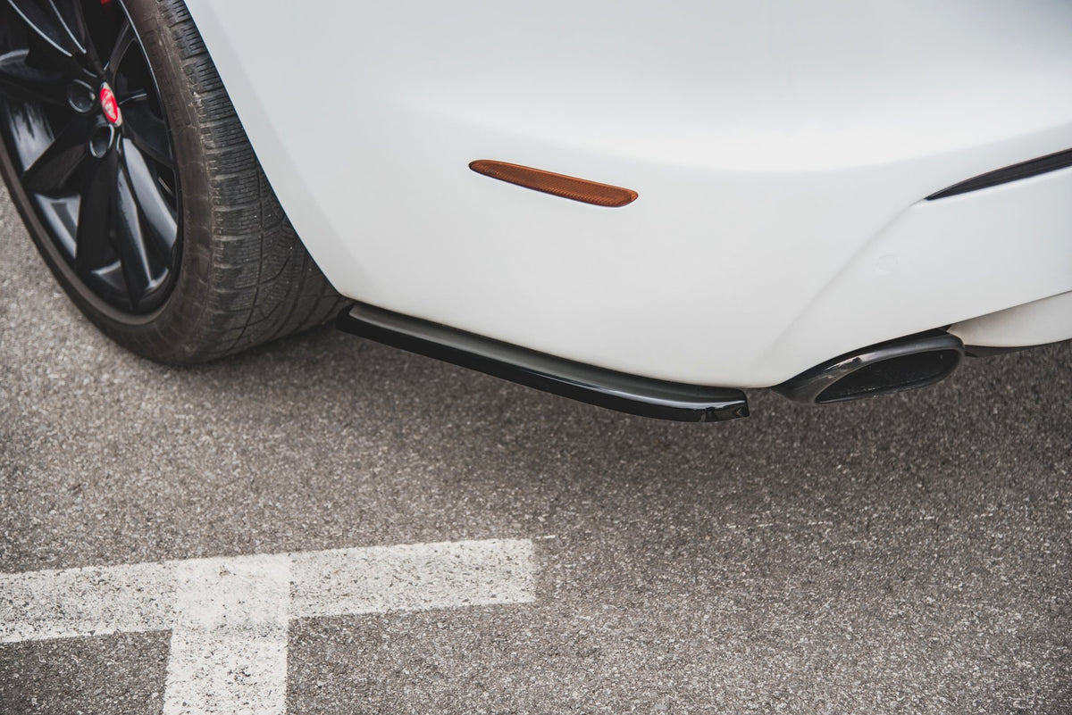 Heck Ansatz Flaps Diffusor passend für Jaguar XJ R-Sport X351 Facelift schwarz Hochglanz – Ansicht 5