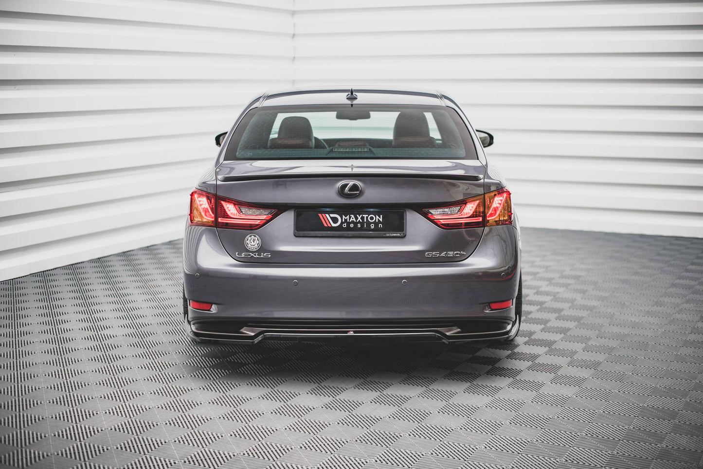 Street+ Mittlerer Diffusor RACE passend für Lexus GS F Sport Hybrid Mk4 (L10) schwarz Hochglanz – Ansicht 1