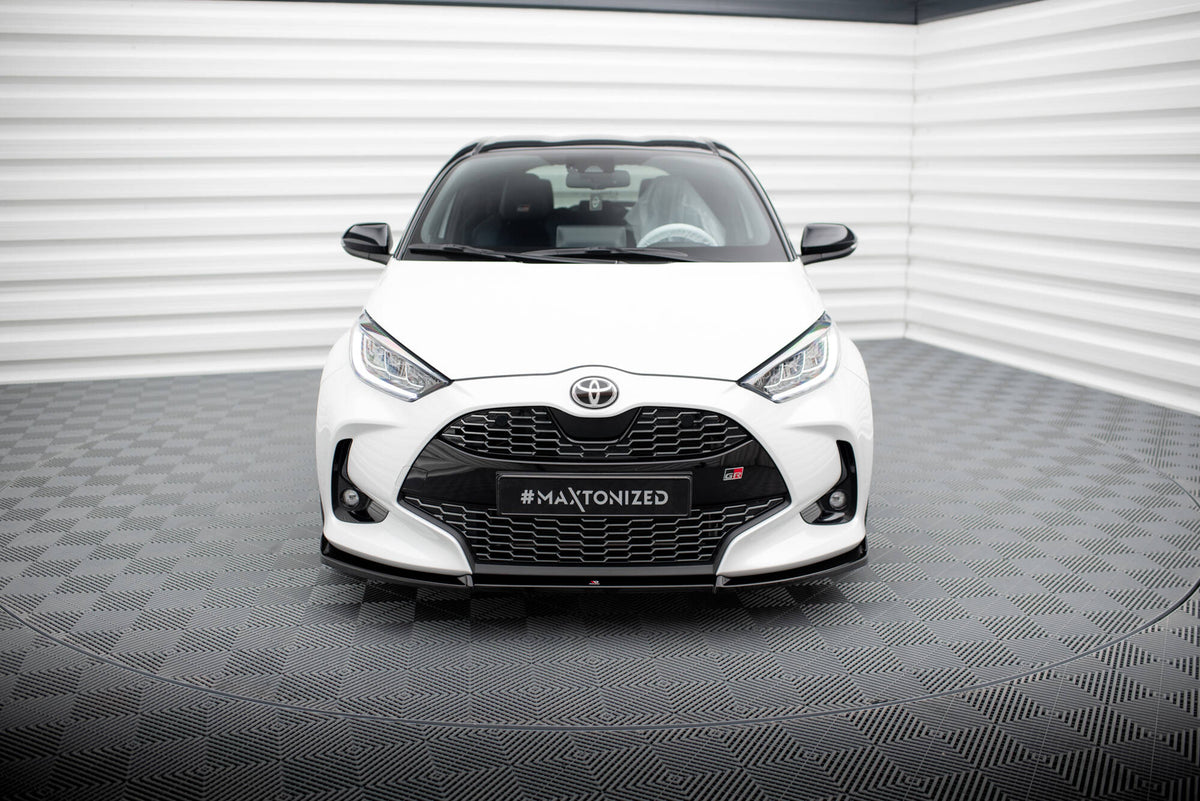 Street+ Spoilerlippe Front Ansatz V.3 passend für Toyota Yaris Mk4 schwarz Hochglanz – Ansicht 1