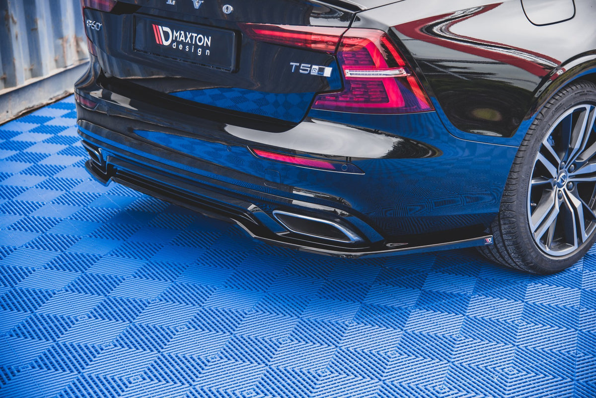 Heckansatz Volvo S60/V60 R-Design Mk3 schwarz Hochglanz – Ansicht 3