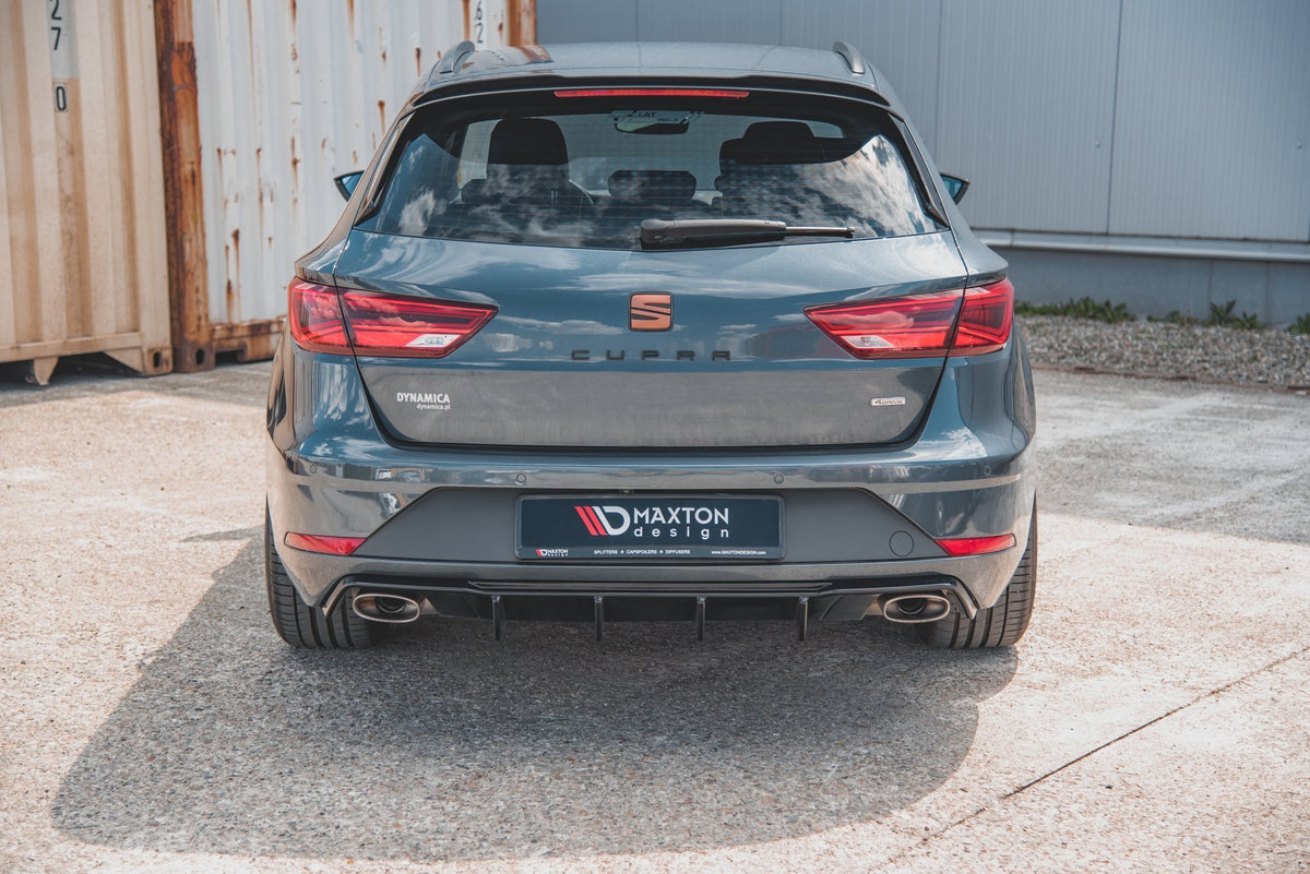 Diffusor Heck Ansatz V.2 passend für Seat Leon Cupra ST Mk3 FL – Ansicht 1