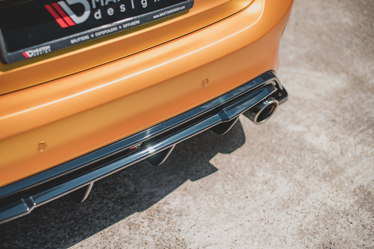 Diffusor Heck Ansatz V.3 passend für Ford Focus Hatchback ST Mk4  schwarz Hochglanz – Ansicht 8
