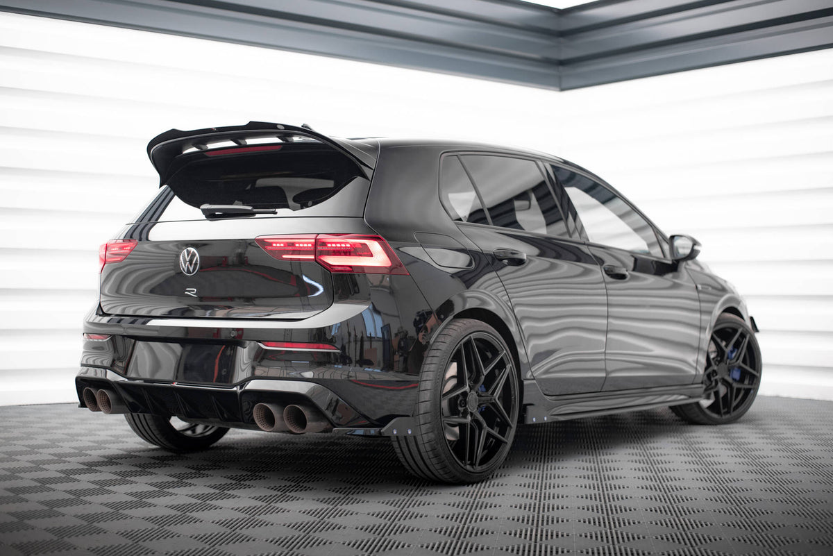 Heck Ansatz Flaps Diffusor V.5 + Flaps passend für VW Golf R Hatchback Mk8 Facelift – Ansicht 1