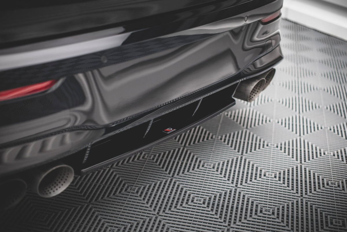 Heckansatz VW Golf R Hatchback Mk8 / Mk8 Facelift schwarz Hochglanz – Ansicht 5