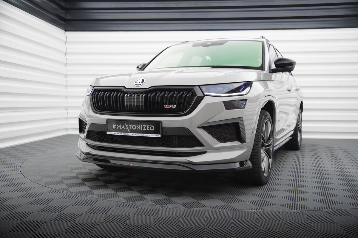 Street+ Spoilerlippe Front Ansatz V.2 passend für Skoda Kodiaq RS Mk1 Facelift schwarz Hochglanz – Ansicht 4