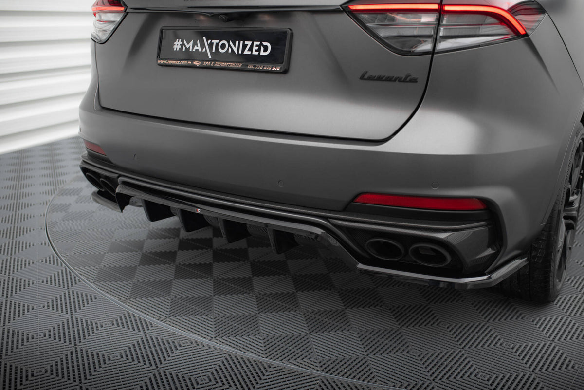Street+ Mittlerer Diffusor RACE passend für Maserati Levante Trofeo Mk1 schwarz Hochglanz – Ansicht 6