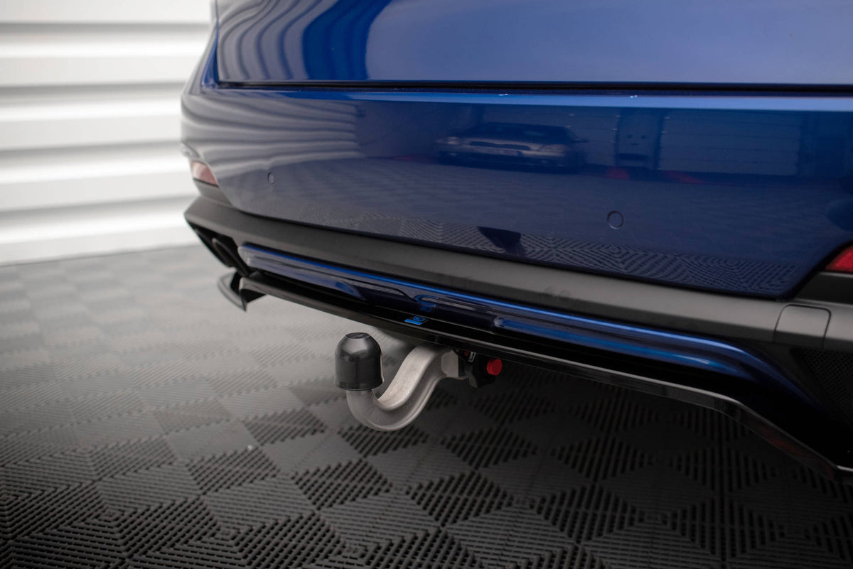 Street+ Mittlerer Diffusor RACE passend für Maserati Levante GTS Mk1 schwarz Hochglanz – Ansicht 1
