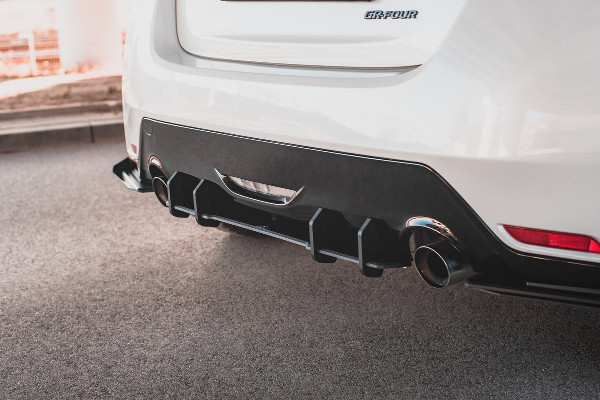 Robuste Racing Heckschürze passend für Toyota GR Yaris Mk4 – Ansicht 5