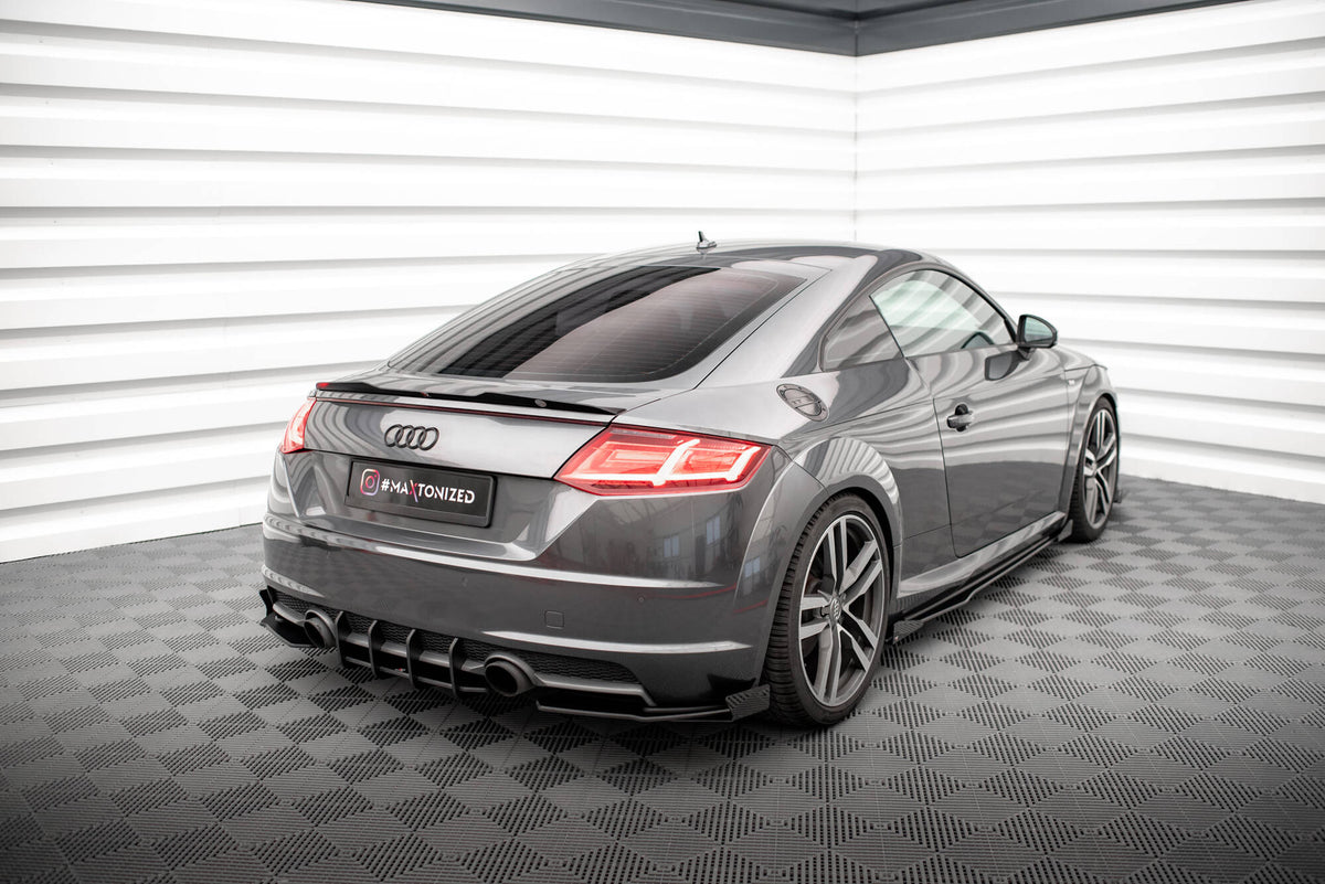 Hintere Seiten Flaps passend für Audi TT S-Line 8S schwarz Hochglanz – Ansicht 1