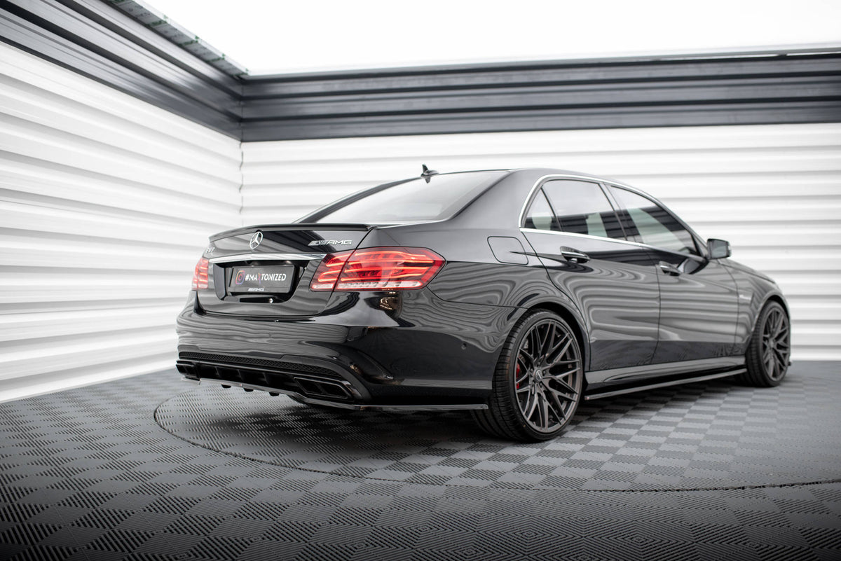 Street+ Mittlerer Diffusor RACE passend für Mercedes-Benz E63 AMG Limousine W212 Facelift schwarz Hochglanz – Ansicht 6