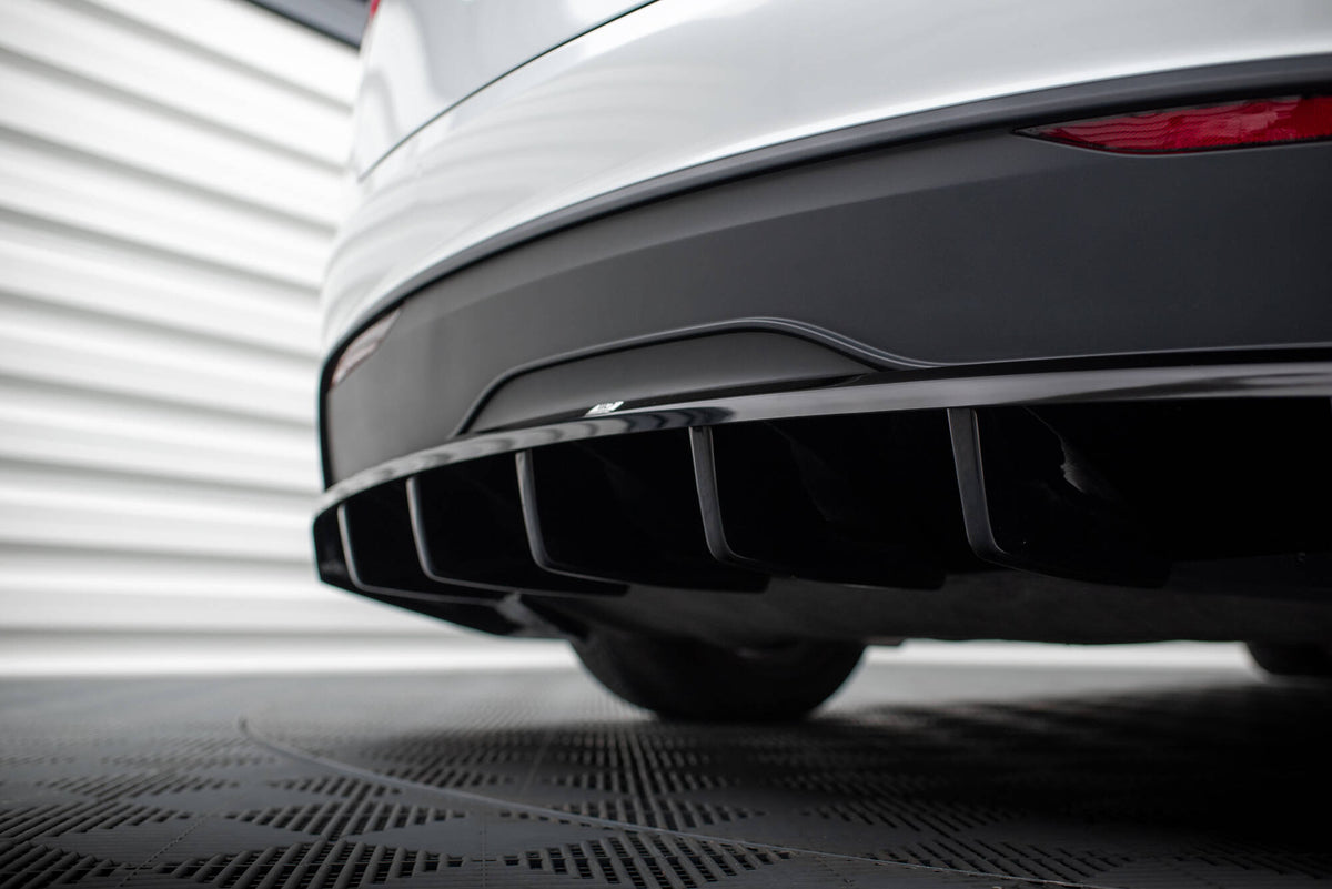 Street+ Mittlerer Diffusor RACE passend für Tesla Model X Mk1 Facelift schwarz Hochglanz – Ansicht 4