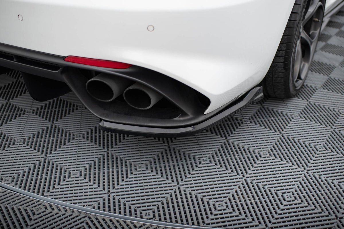 Heck Ansatz Flaps Diffusor passend für Alfa Romeo Giulia Quadrifoglio schwarz Hochglanz – Ansicht 1