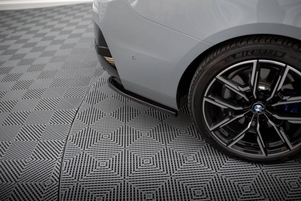 Heck Ansatz Flaps Diffusor V.1 passend für BMW M440i Gran Coupe G26 schwarz Hochglanz – Ansicht 4