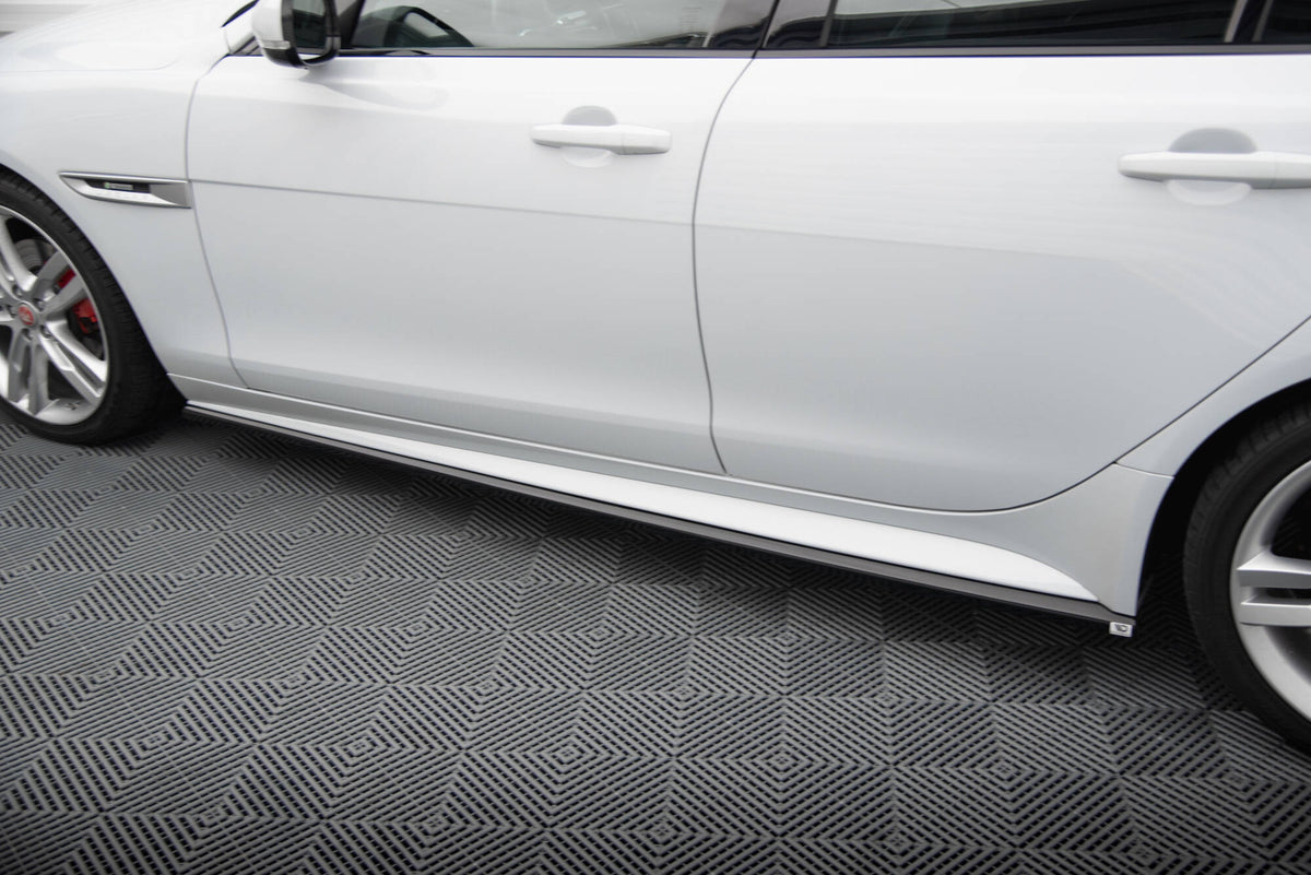 Street+ Seitenschweller Leisten passend für Jaguar XE R-Sport X760 schwarz Hochglanz – Ansicht 4