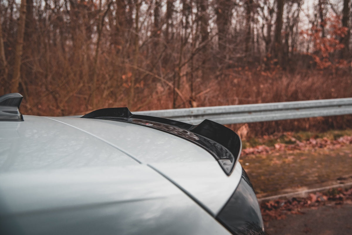Heckspoiler Lippe V.2 VW Golf GTI / GTE / GTD / R-Line / R Mk8 schwarz Hochglanz – Ansicht 10