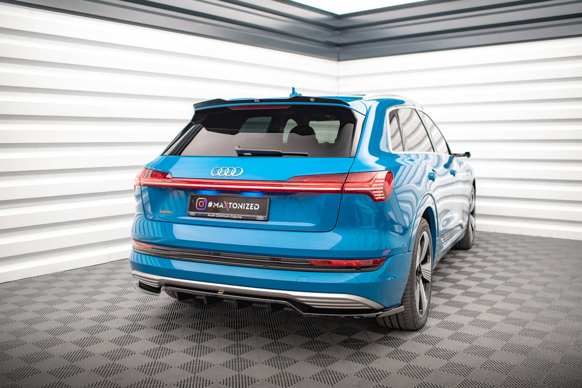 Höher Spoiler Heckspoiler Lippe Audi e-tron schwarz Hochglanz – Ansicht 1