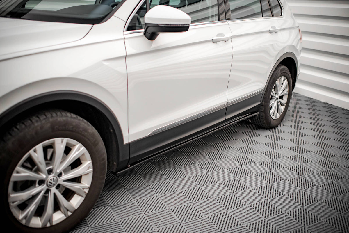 Street+ Seitenschweller Leisten passend für VW Tiguan Mk2 schwarz Hochglanz – Ansicht 4