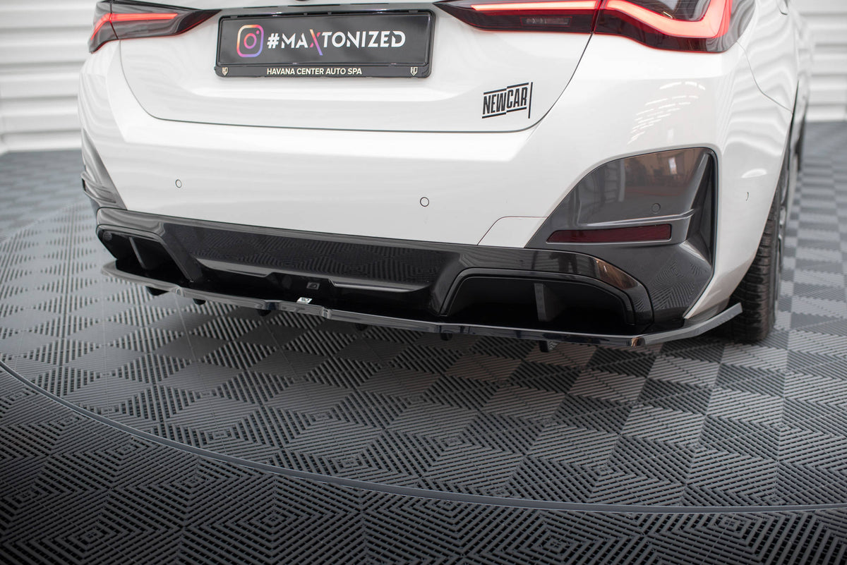 Street+ Mittlerer Diffusor RACE passend für V.1 BMW i4 M-Paket G26 schwarz Hochglanz – Ansicht 1