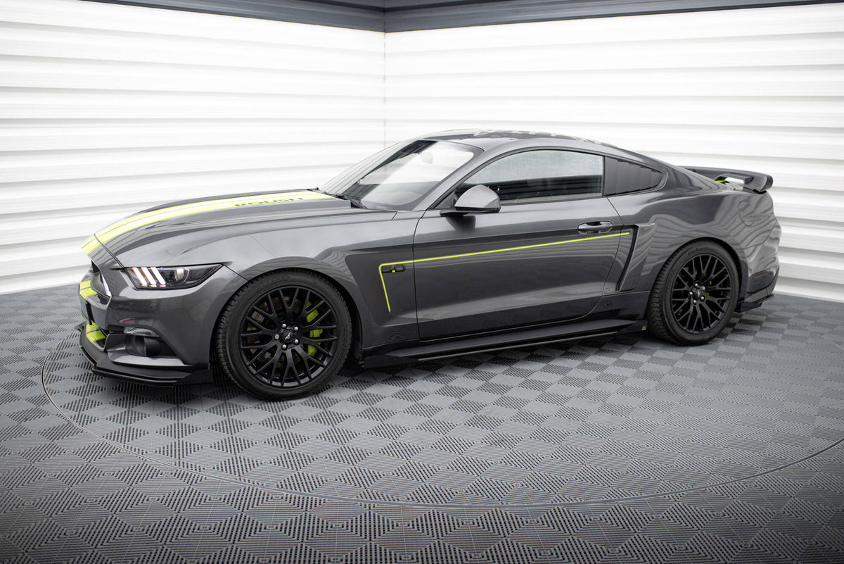 Street Pro Street+ Seitenschweller Leisten + Flaps passend für Ford Mustang GT Mk6  schwarz Hochglanz – Ansicht 1
