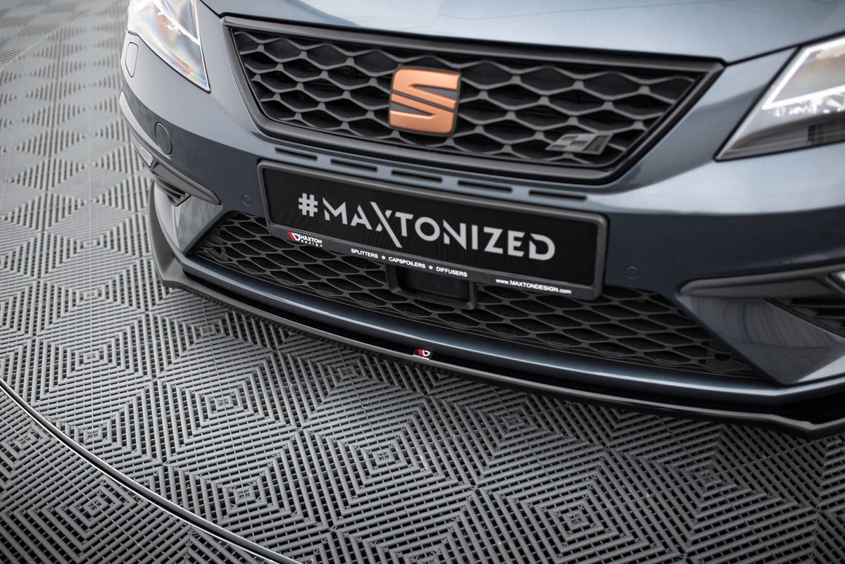 Street+ Spoilerlippe Front Ansatz V.7 passend für Seat Leon Cupra / FR Mk3 FL schwarz Hochglanz – Ansicht 4