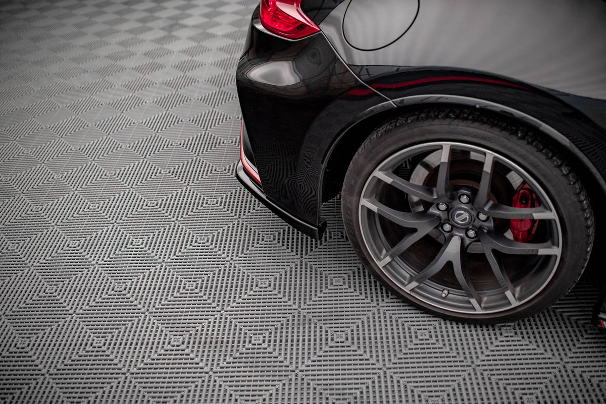Heck Ansatz Flaps Diffusor passend für Nissan 370Z Nismo Facelift schwarz Hochglanz – Ansicht 4