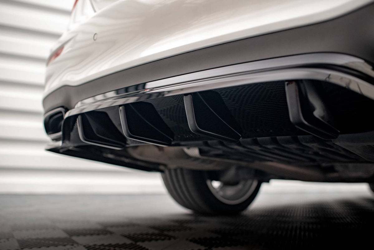 Street+ Mittlerer Diffusor RACE passend für Mercedes-Benz E AMG-Line Limousine W213 Facelift schwarz Hochglanz – Ansicht 4