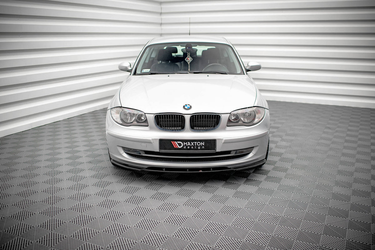 Street+ Spoilerlippe Front Ansatz V.2 passend für BMW 1er E81 Facelift schwarz Hochglanz – Ansicht 1
