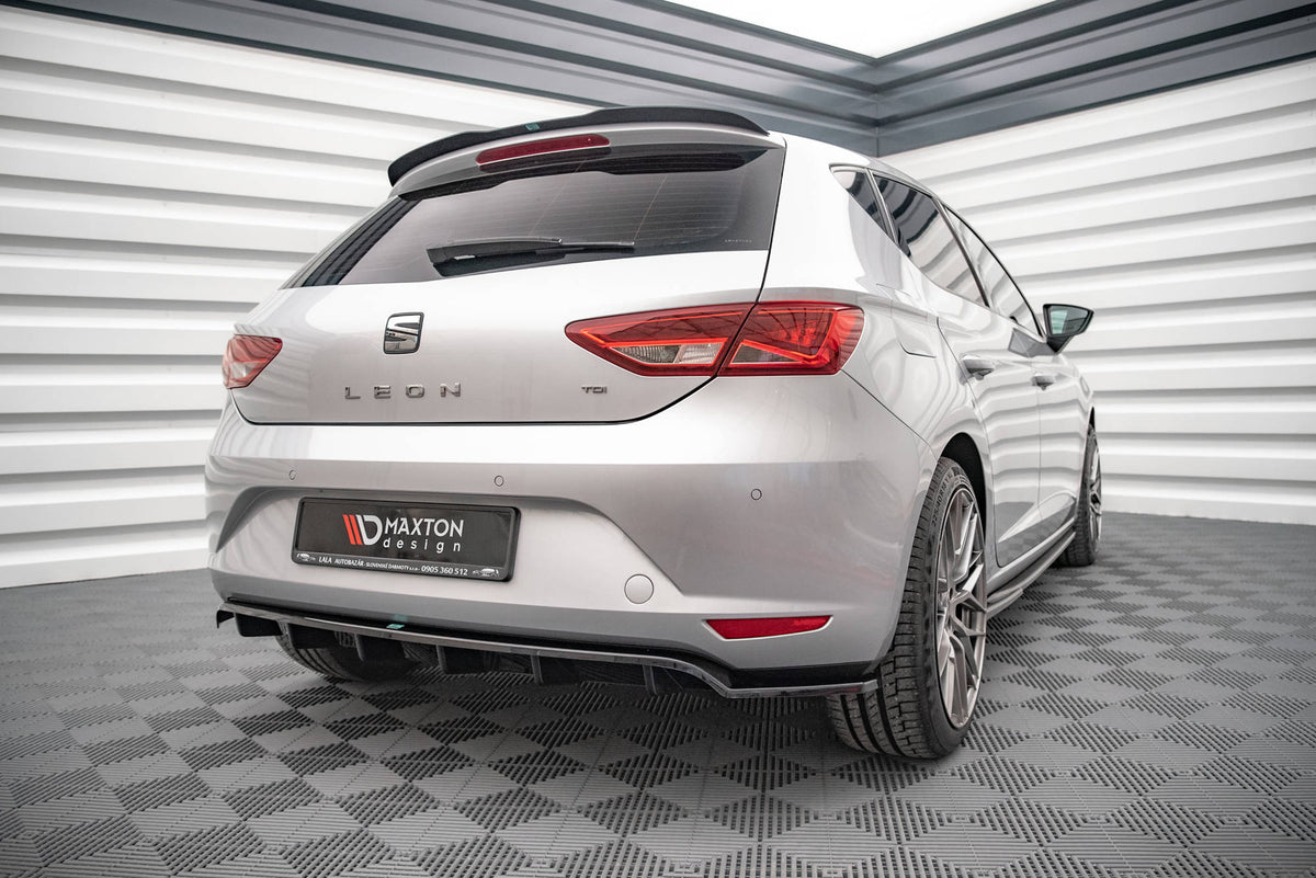 Street+ Mittlerer Diffusor RACE passend für Seat Leon Hatchback Mk3 schwarz Hochglanz – Ansicht 1
