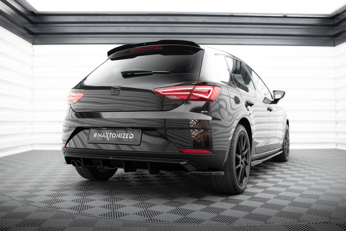 Heck Ansatz Flaps Diffusor V.2 passend für Seat Leon Hatchback Mk3 Facelift schwarz Hochglanz – Ansicht 1