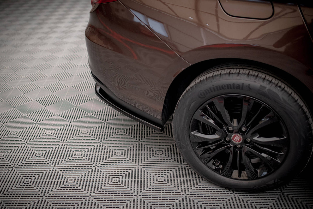 Street+ Mittlerer Diffusor RACE passend für Fiat Tipo S Limousine Mk1 schwarz Hochglanz – Ansicht 6