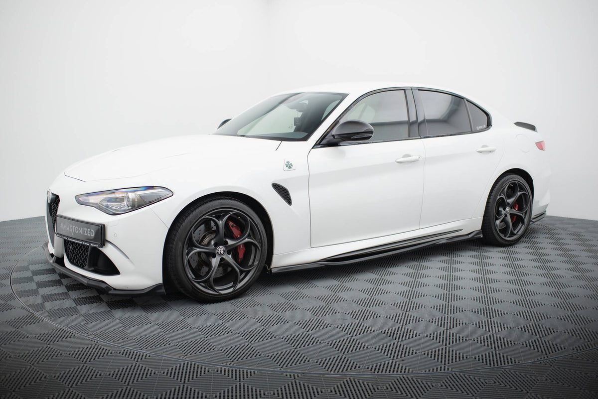Street+ Seitenschweller Leisten passend für Alfa Romeo Giulia Quadrifoglio schwarz Hochglanz – Ansicht 1