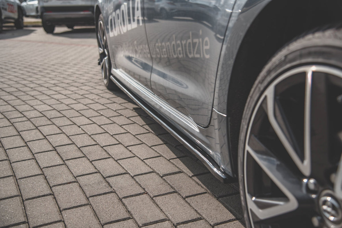 Street+ Seitenschweller Leisten passend für Toyota Corolla XII Limousine schwarz Hochglanz – Ansicht 4